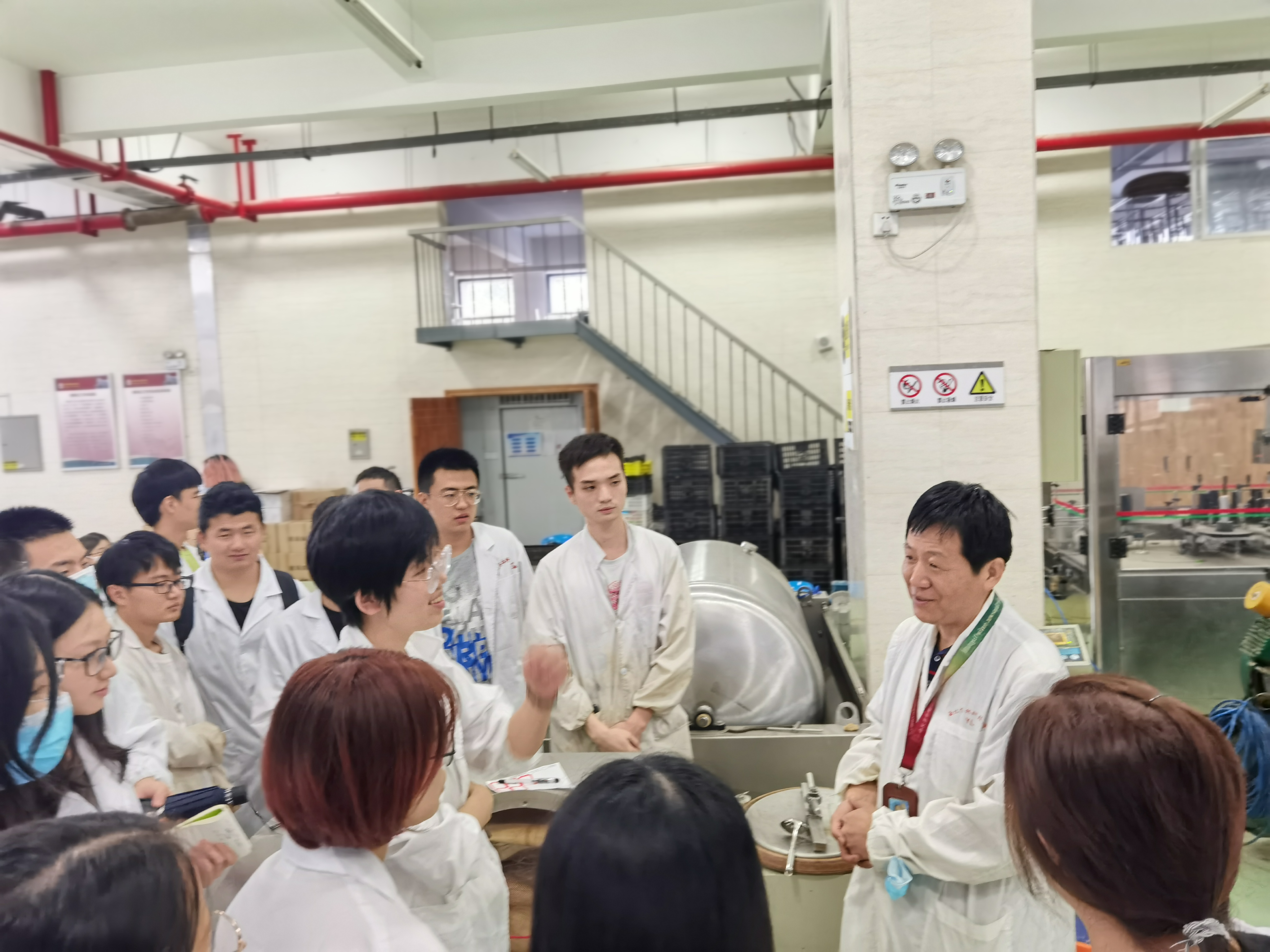 bdd791cd725440b1b88e160e3c38df82.jpg bdd791cd725440b1b88e160e3c38df82.jpg