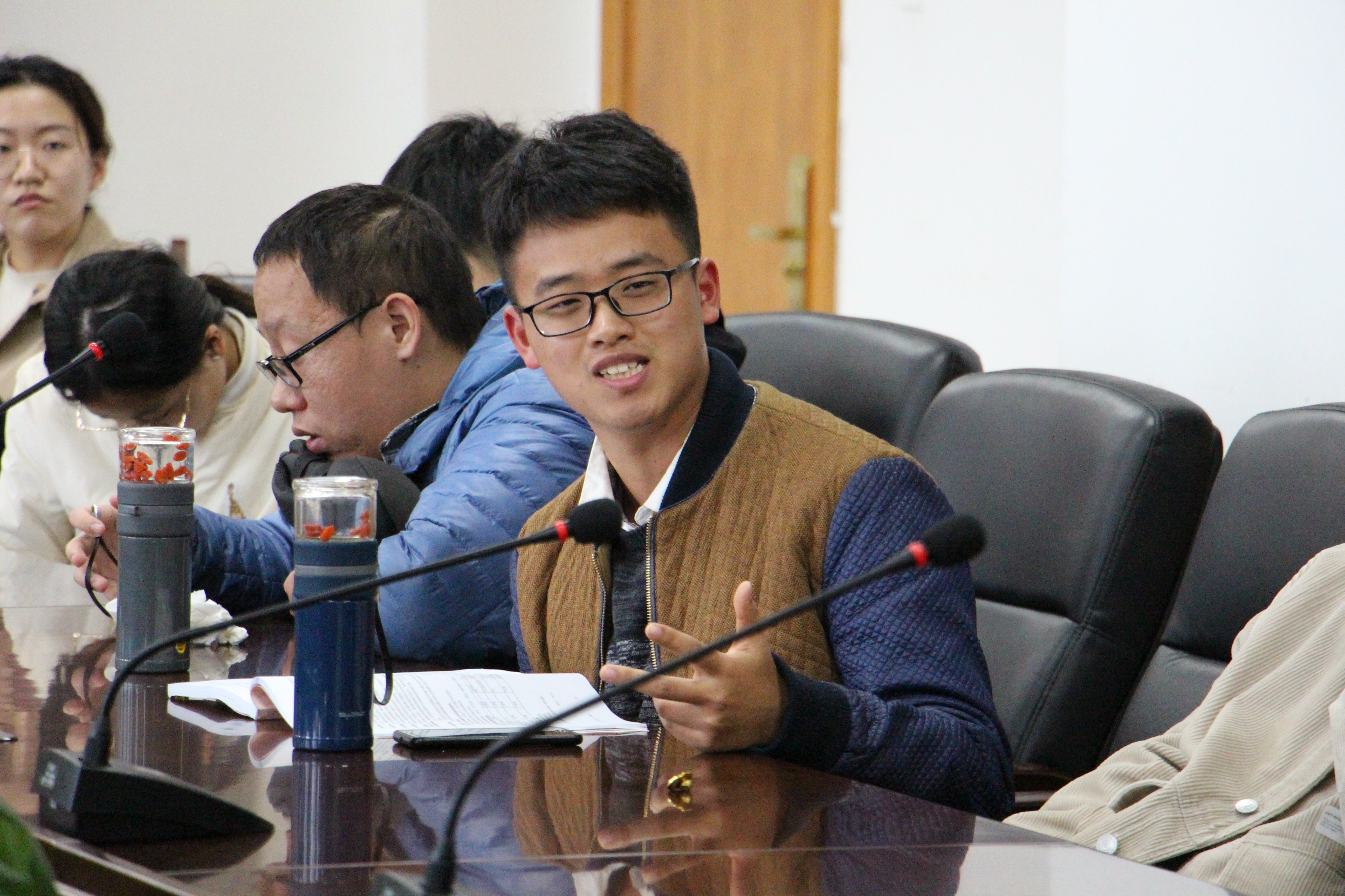 9e89cb2020c24e5aadbb4dee04344297.jpg 9e89cb2020c24e5aadbb4dee04344297.jpg