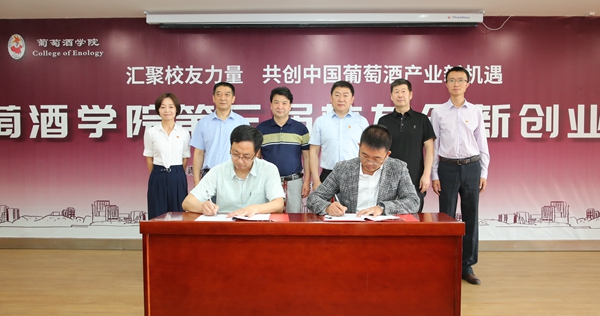 ea7fa559f8ed41fa85061150ad30878a.jpg ca5b697bdc9444299903db5d1093d658.jpg