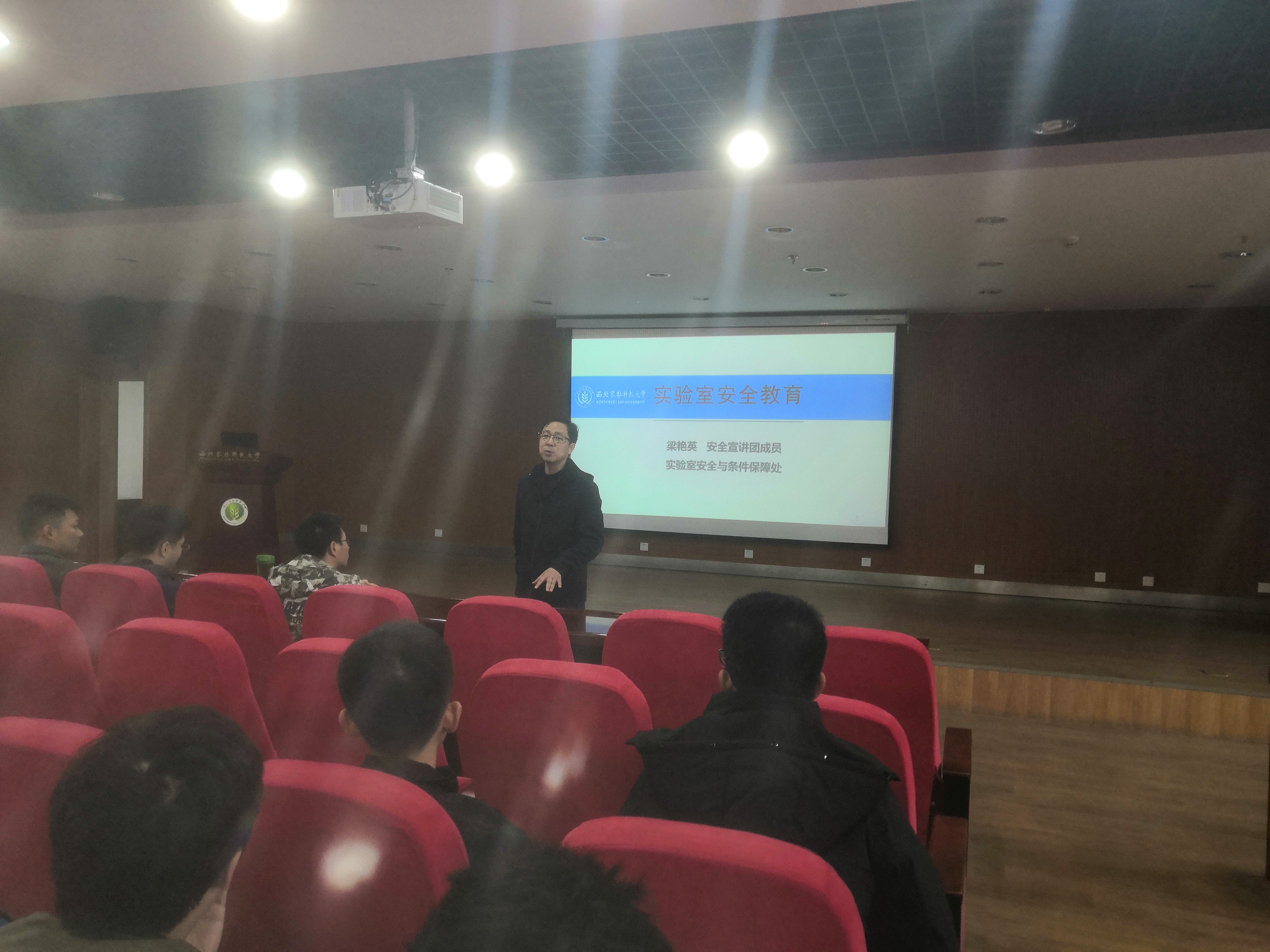 1d8b69cf63a5442d8ab70d1a9c4246ad.jpg 1d8b69cf63a5442d8ab70d1a9c4246ad.jpg