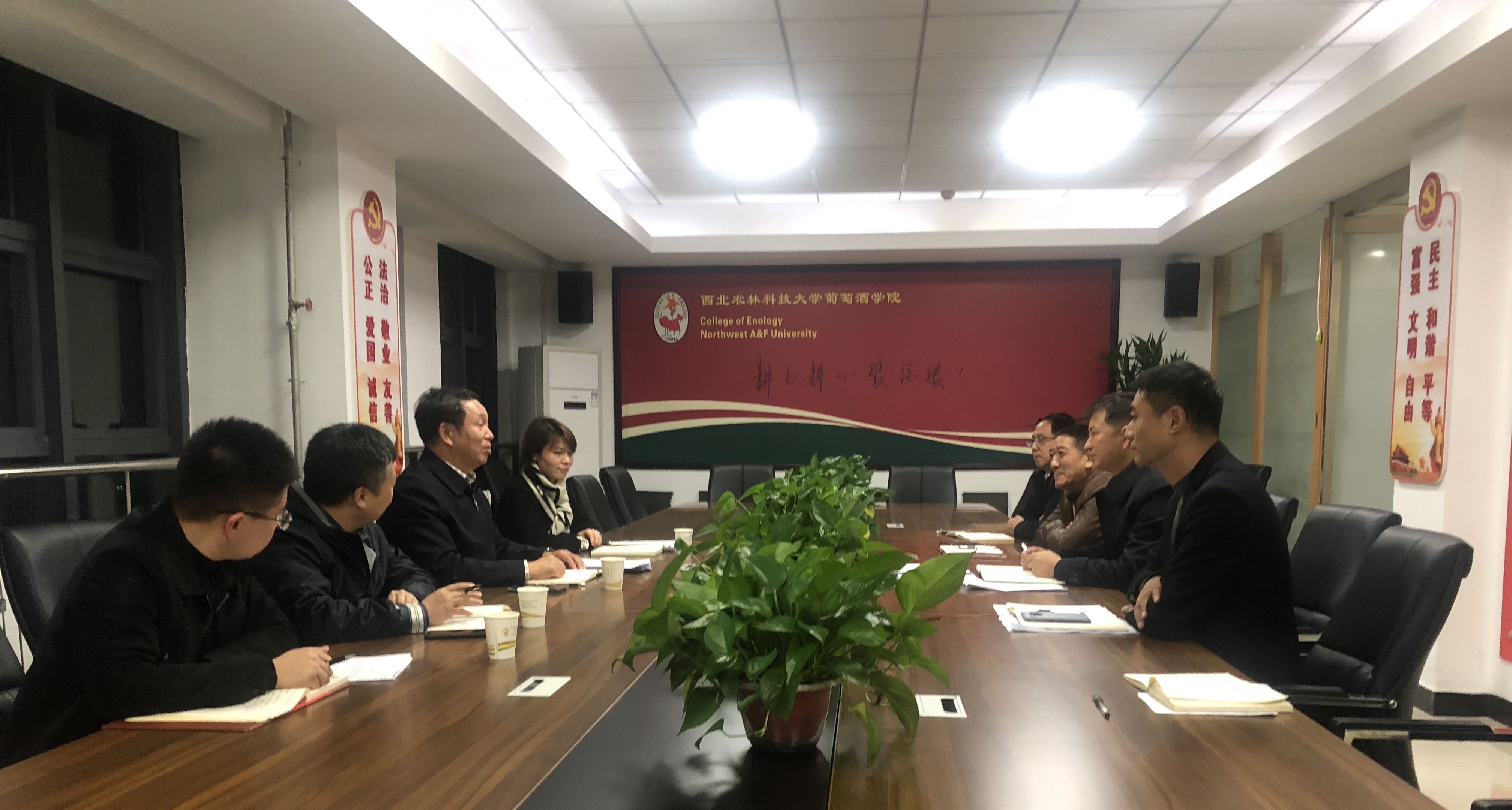 ea8f75e1fac94e2c9c78b1d05a29a080.jpg ea8f75e1fac94e2c9c78b1d05a29a080.jpg