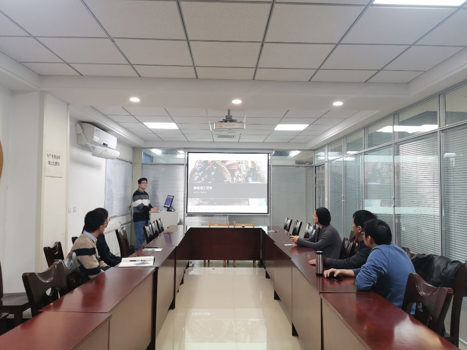 70d8ebc4ef47494fb718dbf39ec36f03.jpg 70d8ebc4ef47494fb718dbf39ec36f03.jpg