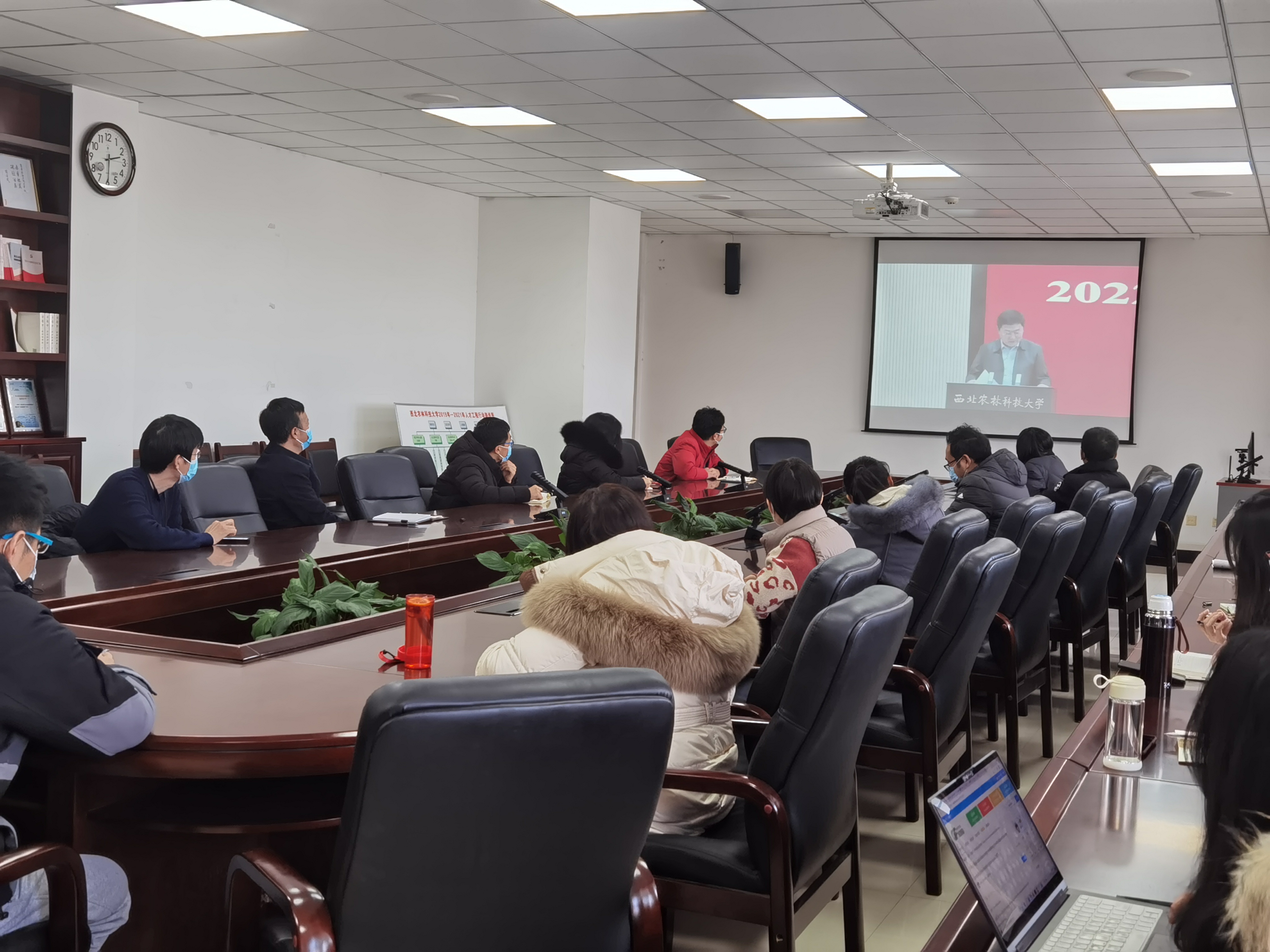 8a1060fe823a4966896fec106ea00236.jpg 8a1060fe823a4966896fec106ea00236.jpg