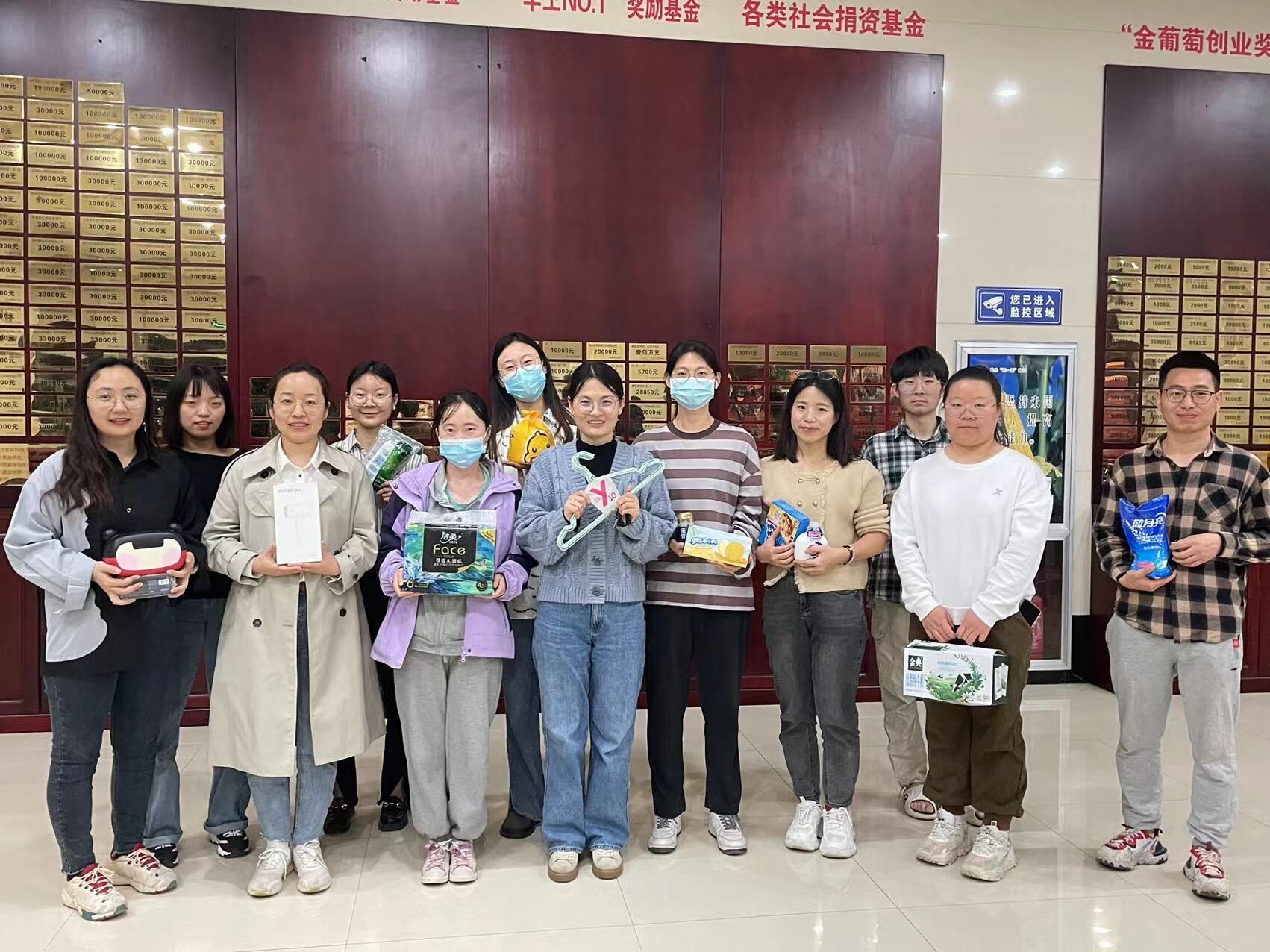 8385fc8b27234ee985a1584385fc9481.jpg 8385fc8b27234ee985a1584385fc9481.jpg