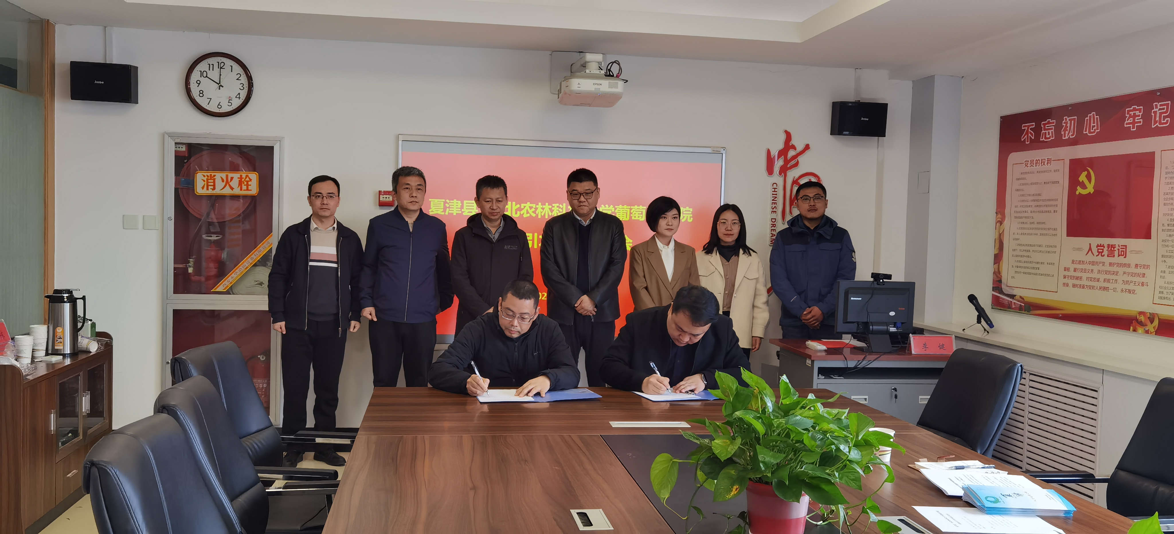 f69cfe557ba84041bbe9410c6beedefd.jpg f69cfe557ba84041bbe9410c6beedefd.jpg